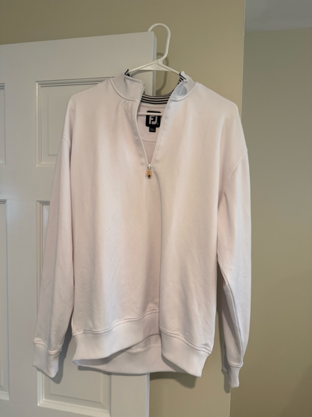FootJoy Men’s White Half-Zip Golf Pullover